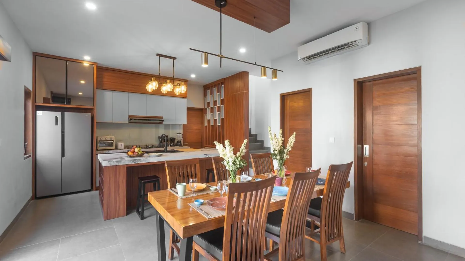 Imah Bali At Basangkasa Villa Seminyak