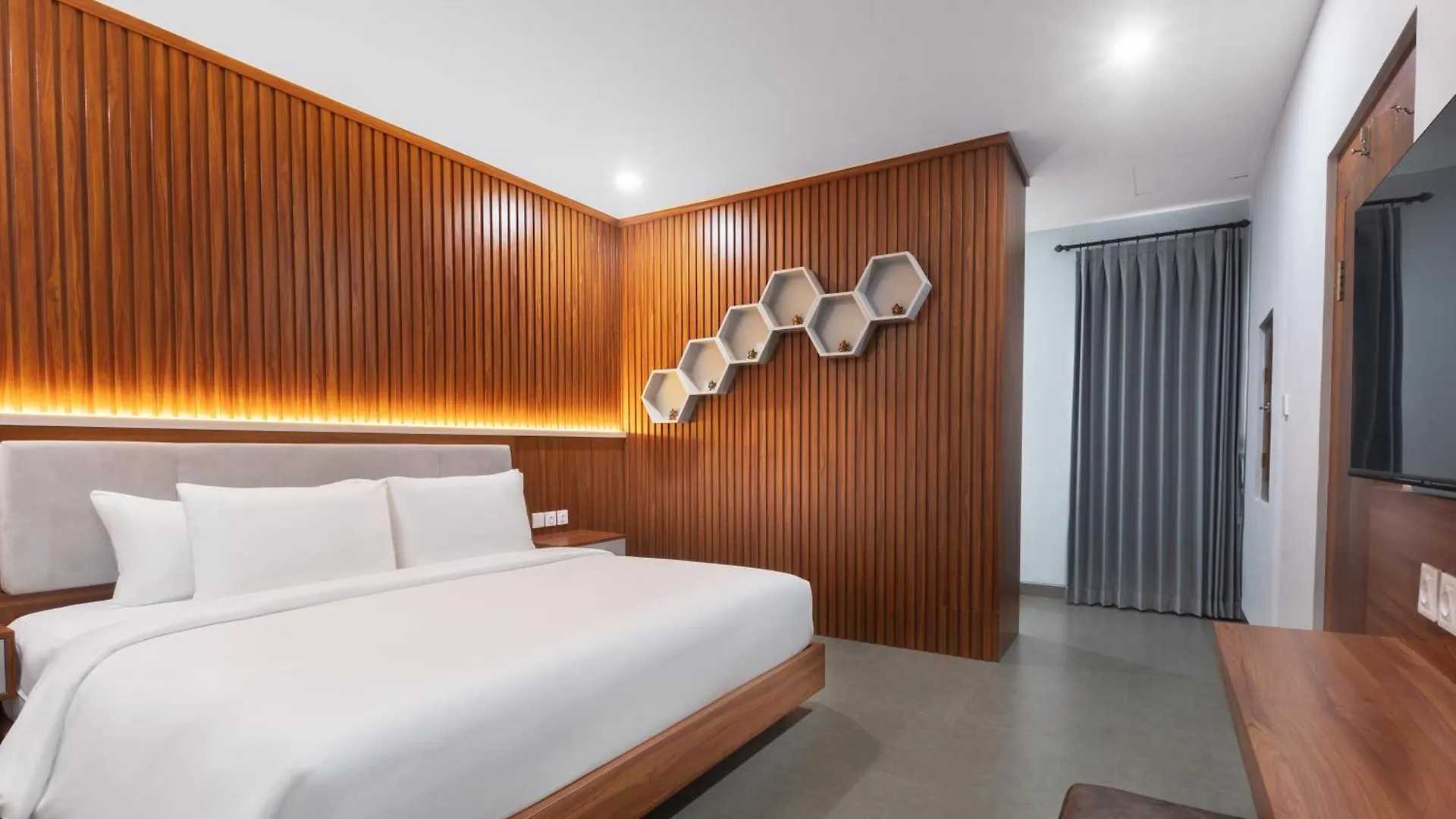 Imah Bali At Basangkasa Villa Seminyak