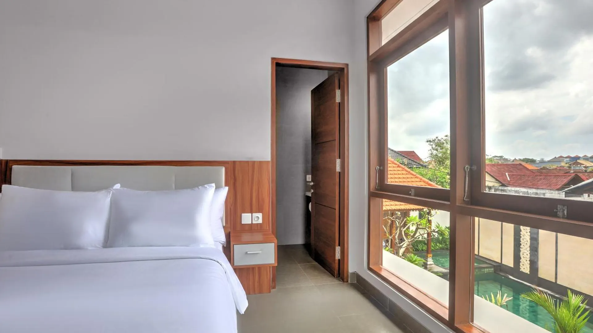 Imah Bali At Basangkasa Villa Seminyak  Indonesia