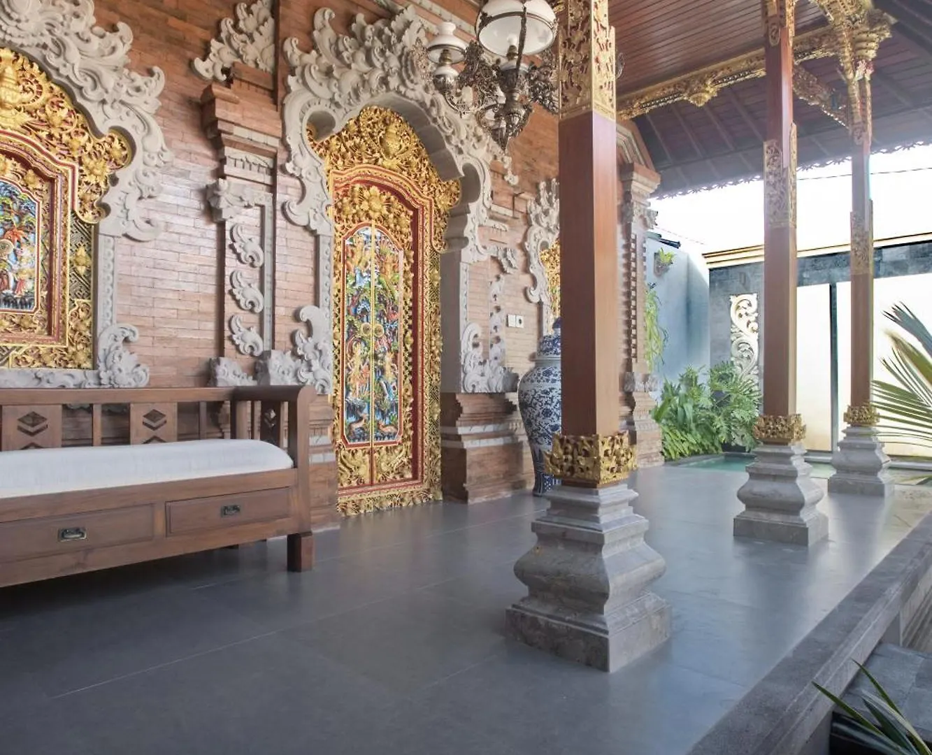 Imah Bali At Basangkasa Villa Seminyak