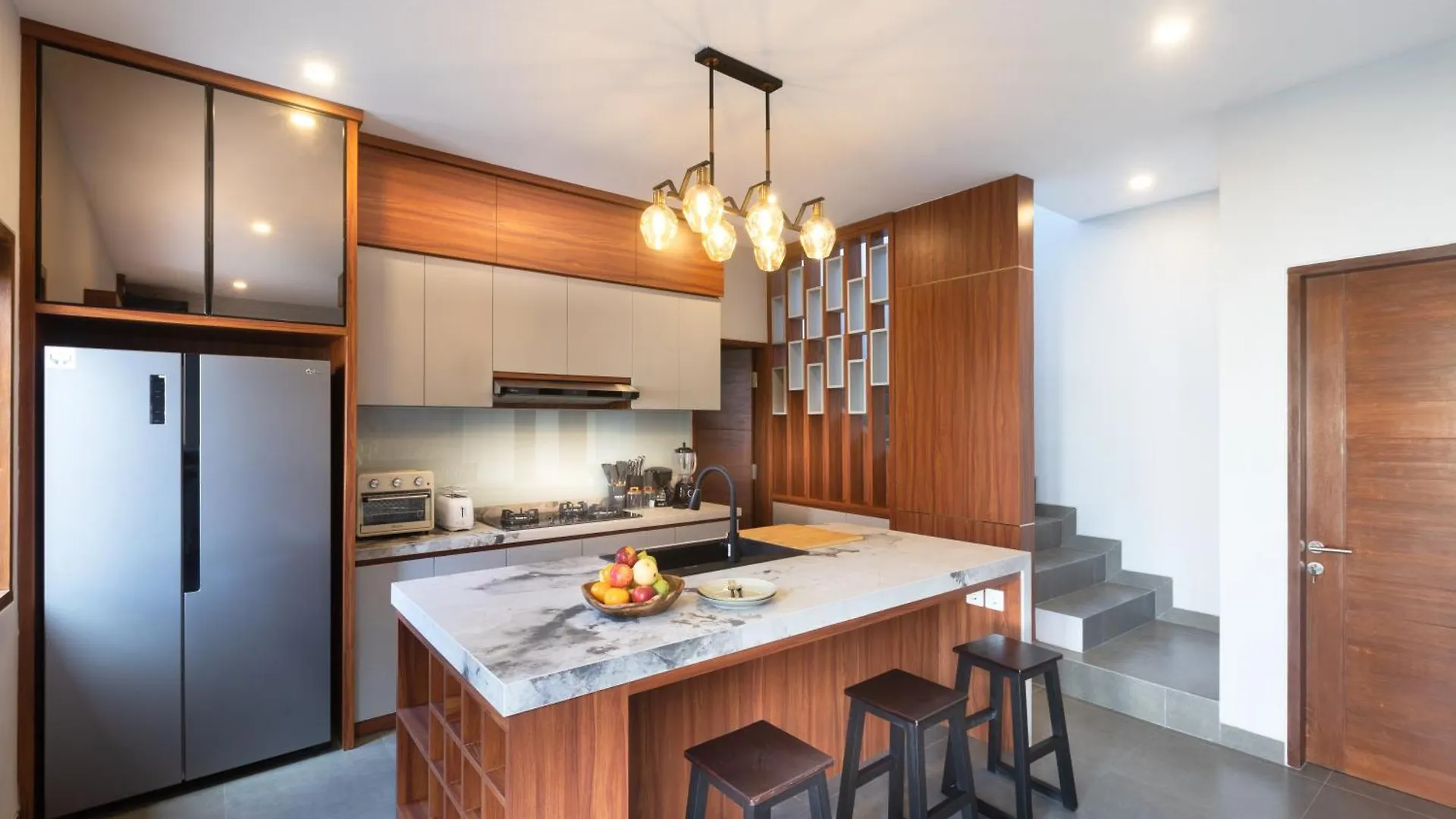 Imah Bali At Basangkasa Villa Seminyak