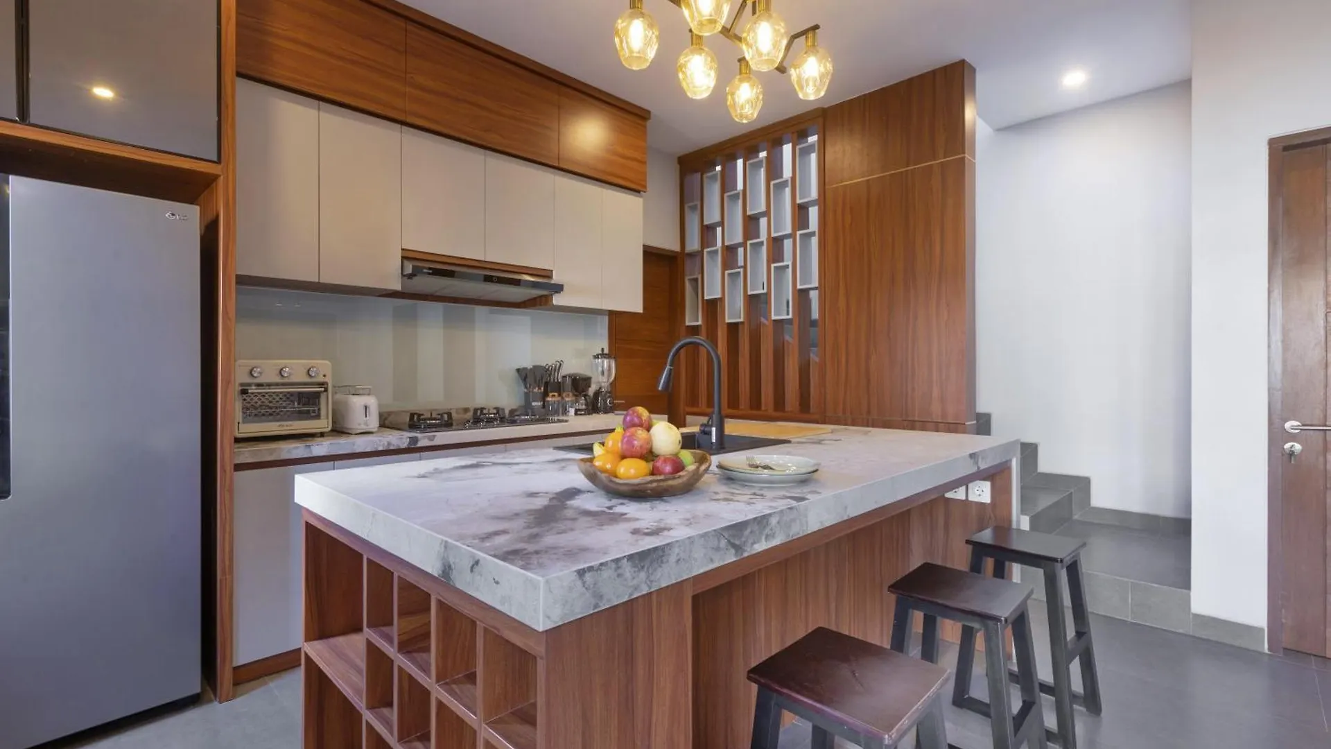 Imah Bali At Basangkasa Villa Seminyak